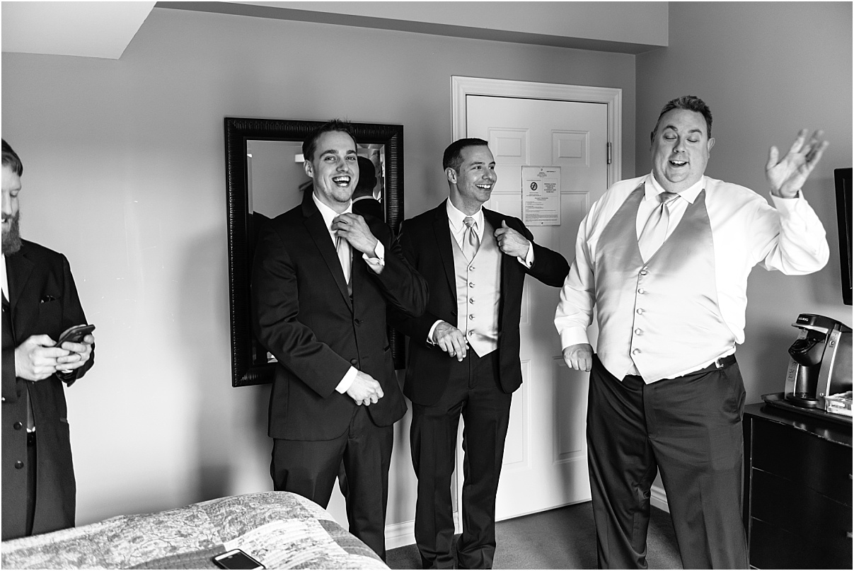 Wedding, Spring wedding, Strathmere, fuschia wedding, Ottawa wedding photographer, North Gower wedding photographer 