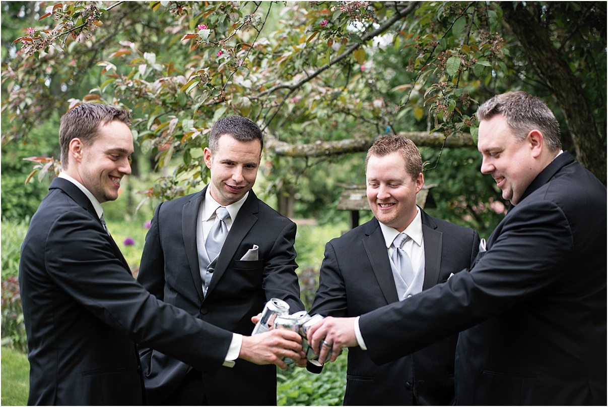 Wedding, Spring wedding, Strathmere, fuschia wedding, Ottawa wedding photographer, North Gower wedding photographer 